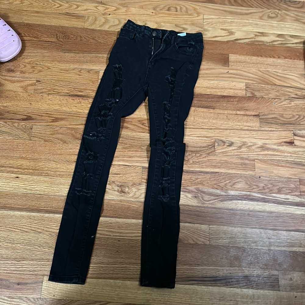 Ripped black jeans